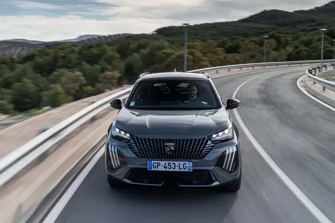 Peugeot 2008 Allure подешевшав на 60 тис. грн: ціна стартує від 1 098 217 грн
