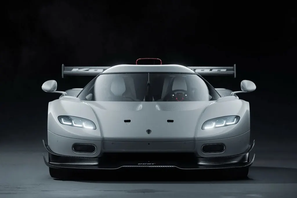 Koenigsegg CCGT1: 1600 к.с. для доріг загального користування