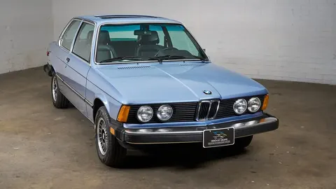 BMW 320i E21 1977 року з пробігом 14 500 км не продали на аукціоні