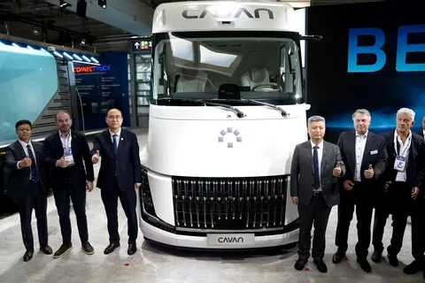 BAIC Foton показала електричний тягач Cavan Beacon з запасом ходу 600 км