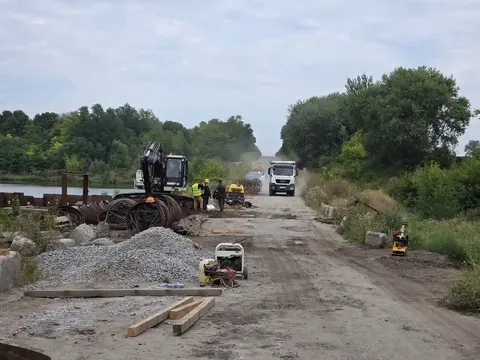 Реконструкція дороги Н-03: відновлено роботи на підходах до шляхопроводу