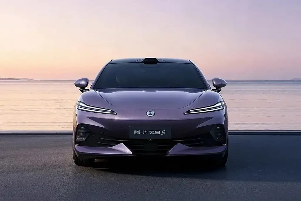 Denza Z9S: 1100 км на одному заряді та 1210 к.с. — що відомо про новинку