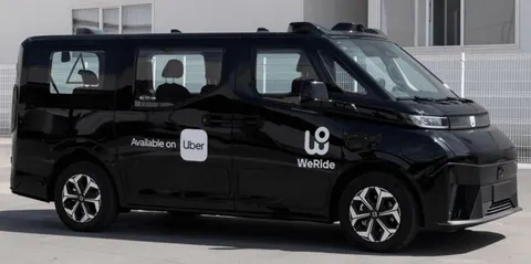Іспанія видала перший національний дозвіл на роботаксі L4: що відомо