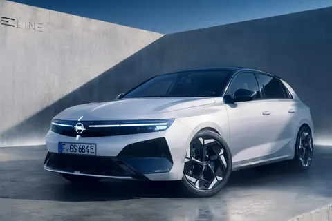Opel покаже Astra GSe Line в Парижі: спортстиль без флагманських моторів