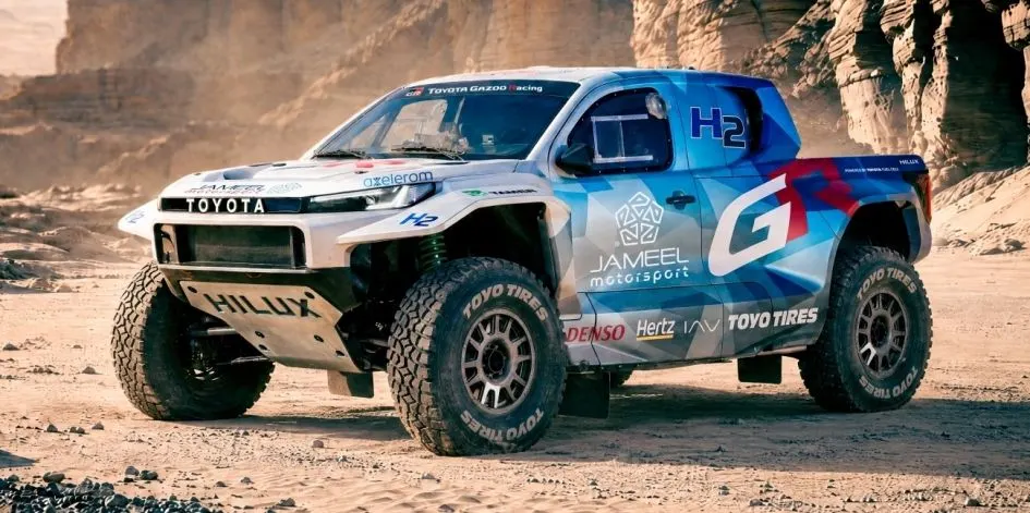 Toyota готує водневий Hilux до ралі «Дакар-2027»