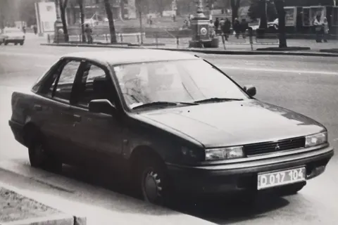 Mitsubishi Lancer 1990 року виставили на продаж у Києві: що це за машина