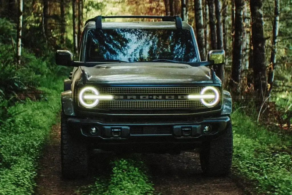 Ford повертає рамний пікап Bronco: що відомо