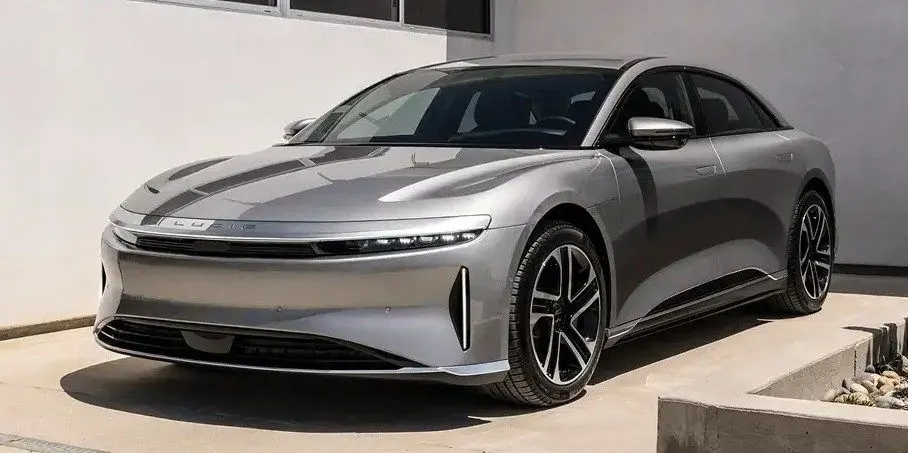 Lucid Air 2027: ціни не змінилися, але конфігуратор став простішим