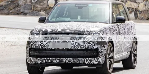 Оновлений Range Rover помітили на тестах: що зміниться