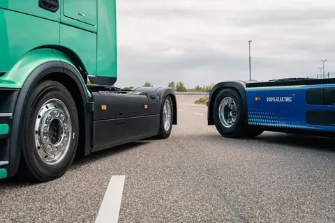 Mercedes-Benz eActros Lowliner: електричний тягач для мега-трейлерів