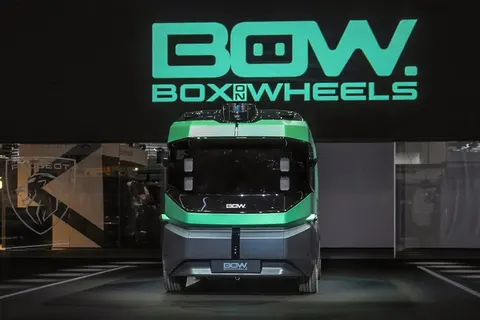 Stellantis показав безкабінний автономний вантажний бокс BOW