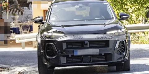 Porsche тестує новий кросовер на базі Audi Q5: що відомо
