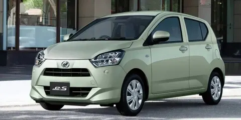 Daihatsu Mira e:S оновилася: економніший двигун і розумніші асистенти