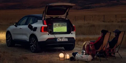 Volvo EX30 стає мобільним джерелом живлення: що це означає для власників