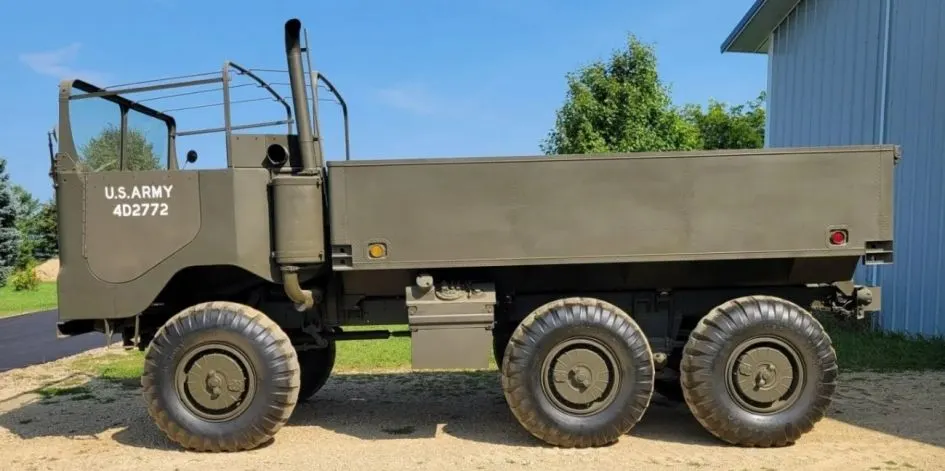 Рідкісний Ford XM434E2 6x6 продають на аукціоні