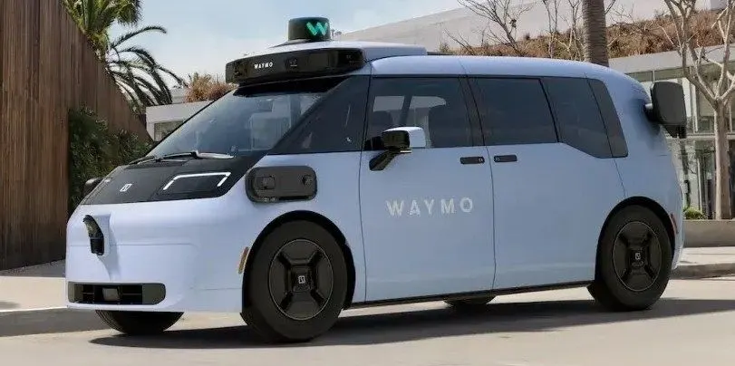 Waymo у Сан-Франциско: понад 8300 штрафів за паркування з початку 2025 року