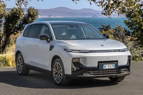 Leapmotor уперше продав понад 100 тисяч авто за місяць