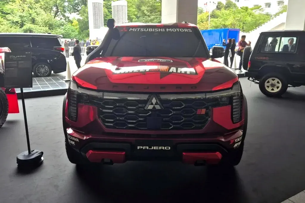 Mitsubishi показала позашляховий концепт Pajero Rally