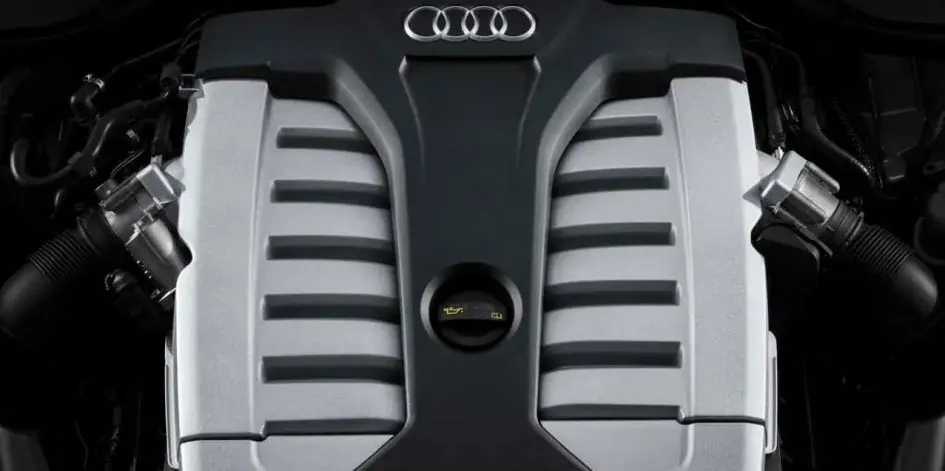 Audi змінює стратегію: електромобілі не скасовують, але V8 залишається
