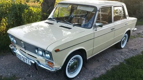 Раритетний ВАЗ-2103 1976 року продають на Тернопільщині за $2150