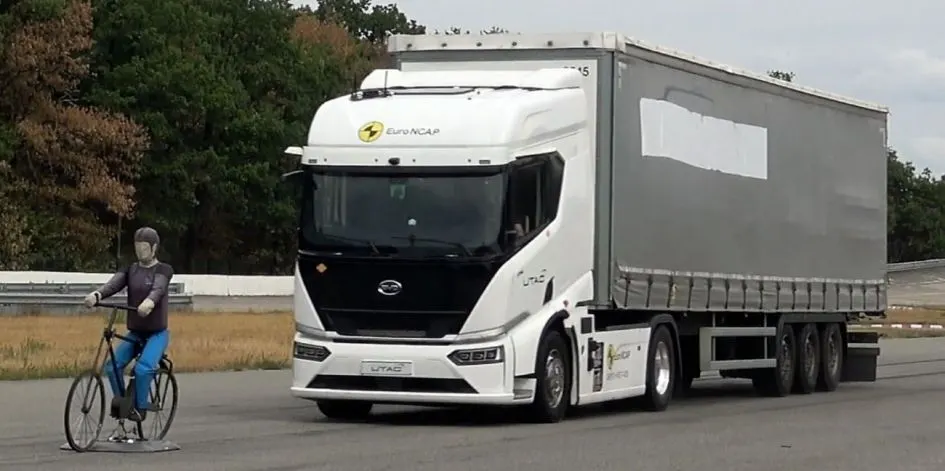 Euro NCAP: електровантажівка BYD ETT 44 і оновлені Scania та Actros отримали п'ять зірок