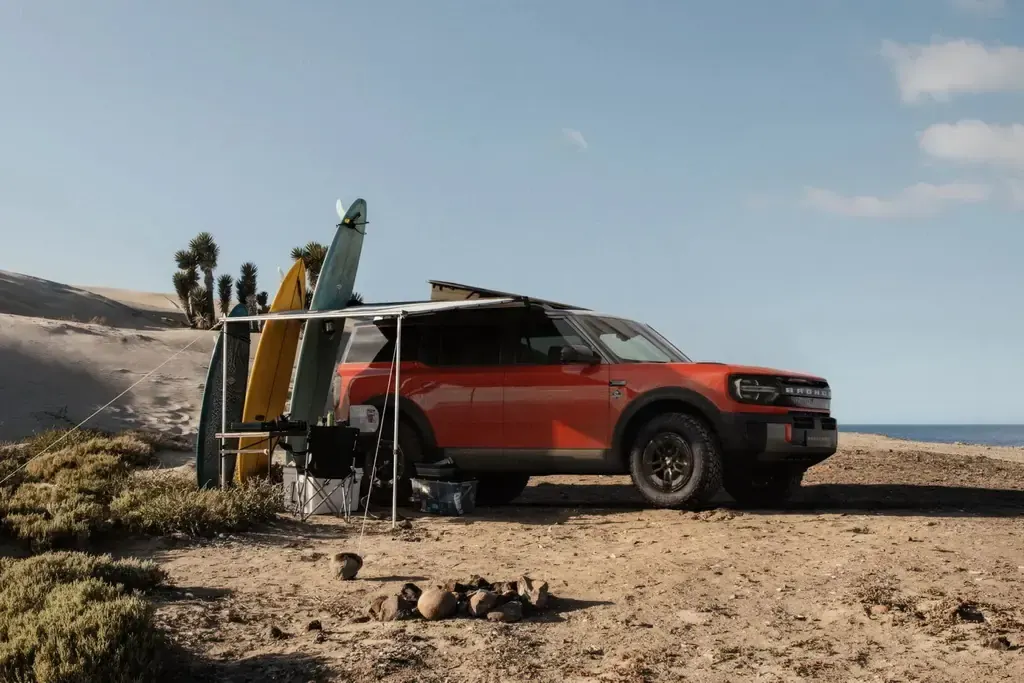Ford Bronco Basecamp: гібридний позашляховик із запасом ходу до 900 км