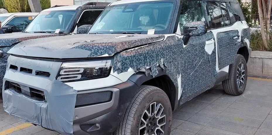Новий Nissan Terrano: рамний позашляховик помітили на тестах у Китаї