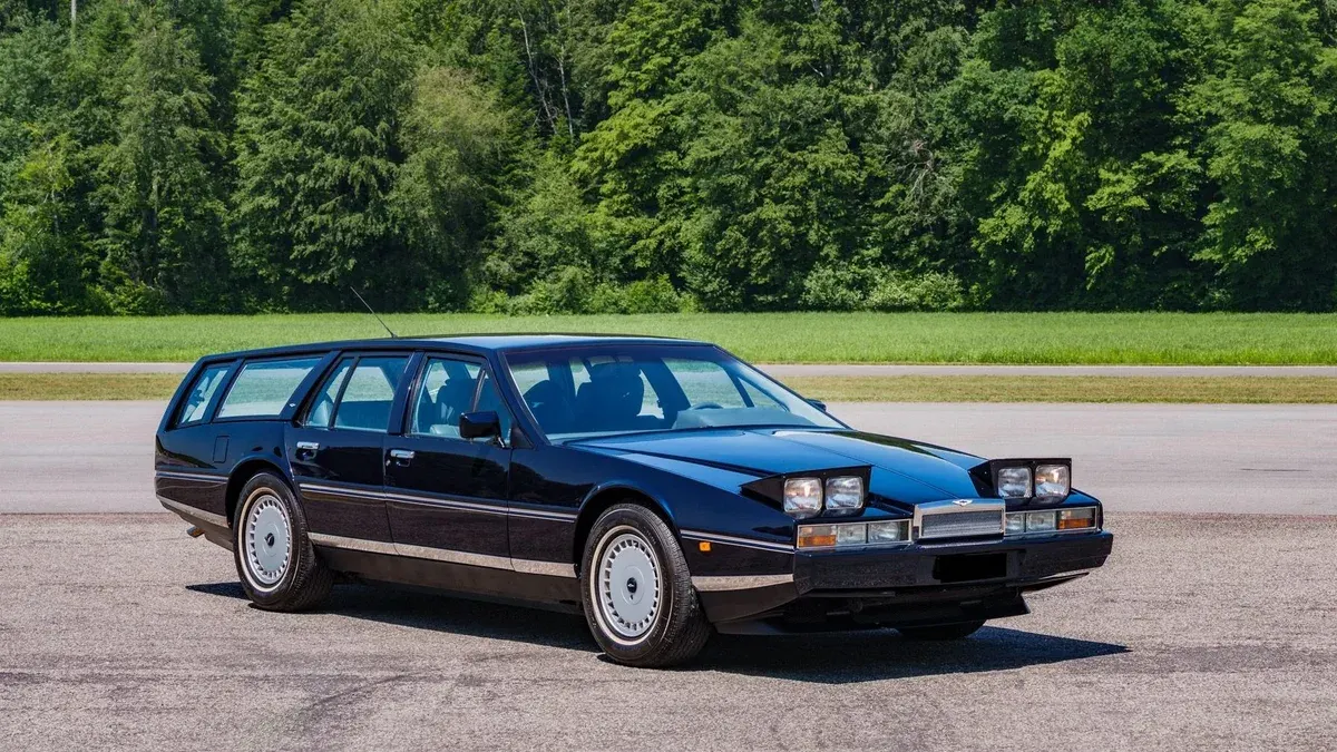 Унікальний Aston Martin Lagonda Shooting Brake продадуть на аукціоні