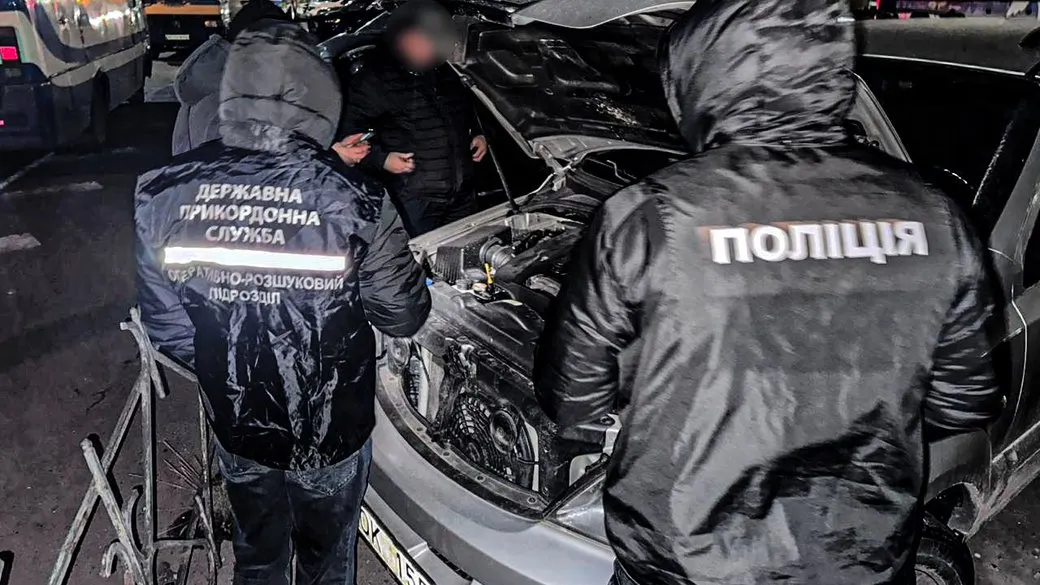 Псевдоволонтер ввозив авто для ЗСУ і продавав: на Волині суд