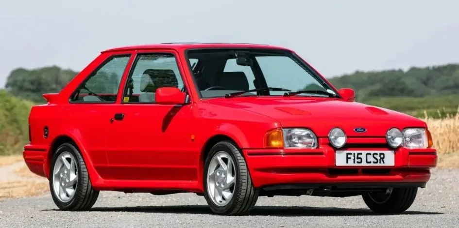 Рідкісний Ford Escort RS Turbo 1989 року: пробіг 9,2 тис. км і ціна $75 000
