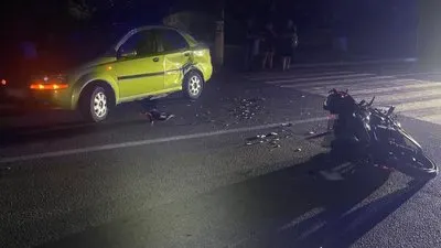 ДТП на Золотоніщині: Chevrolet зіткнувся з мотоциклом, постраждали двоє