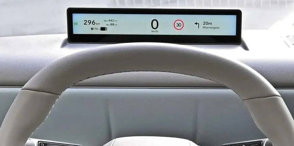 Hyundai прибирає панель приладів у базових версіях Avante та Ioniq 3